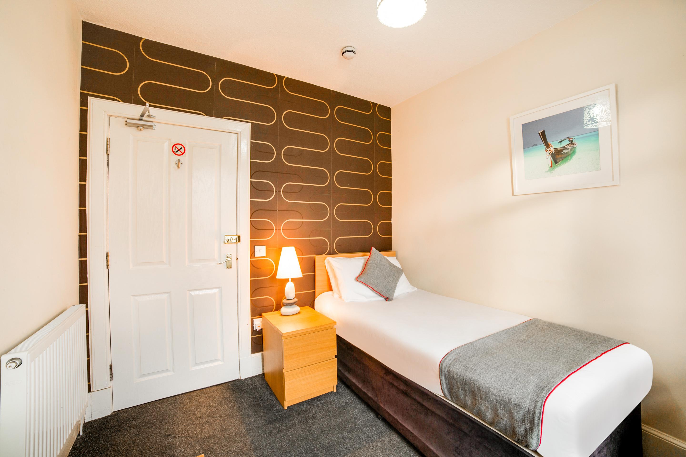 Oyo Braeriach Hotel, Highlands Scotland Ньютонмор Экстерьер фото