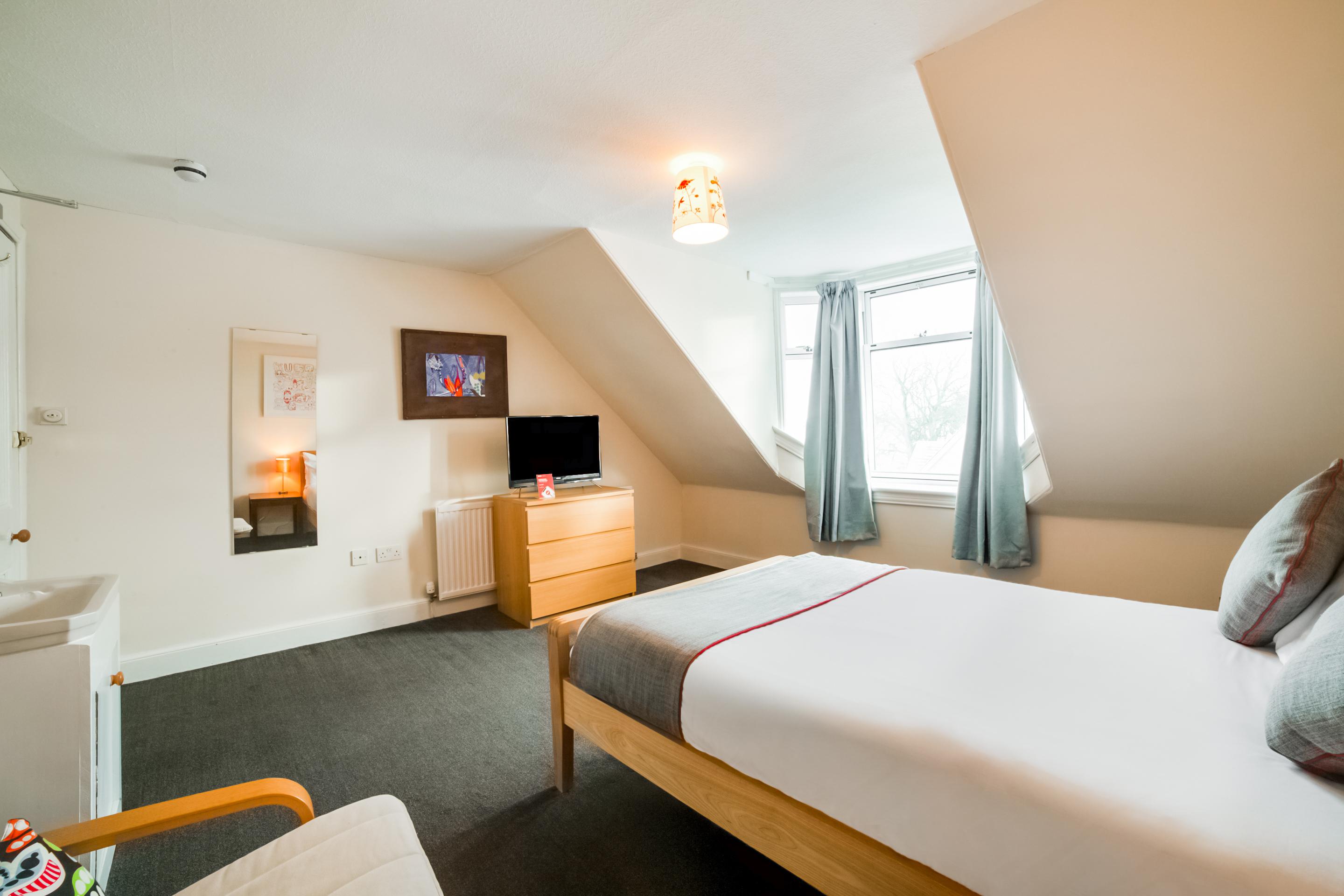 Oyo Braeriach Hotel, Highlands Scotland Ньютонмор Экстерьер фото